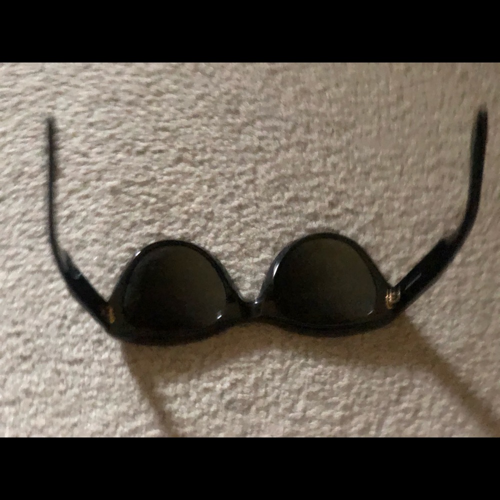 Timeless sunglasses - Picture 3 of 4